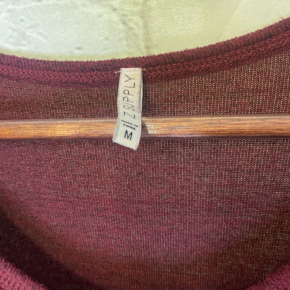 Z Supply Burgundy Red Henley Long Sleeve Dress Size Medium Excellent Condition - Picture 6 of 10